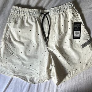 Legends shorts